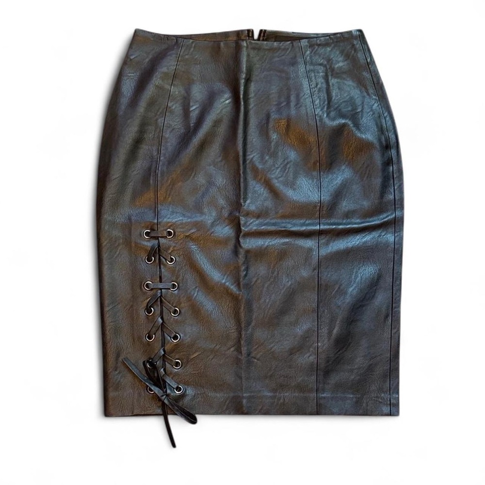 NWT MINKPINK Gothic Black Vegan Leather Pencil Skirt & Lace-Up Detail — SMALL